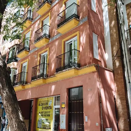 Triana - Free Parking